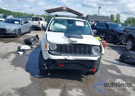 2017 Jeep Renegade Trailhawk 4X4 from USA, damaged, VIN ZACCJBCB8HPF33898